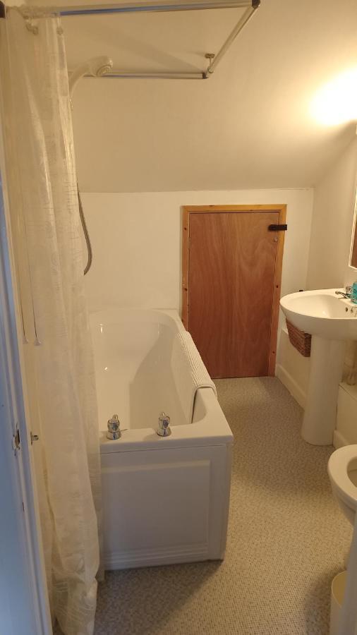Curlews Cottage - House With 3 Bedrooms And Garden - Walking Distance To The Beach Perranporth Esterno foto