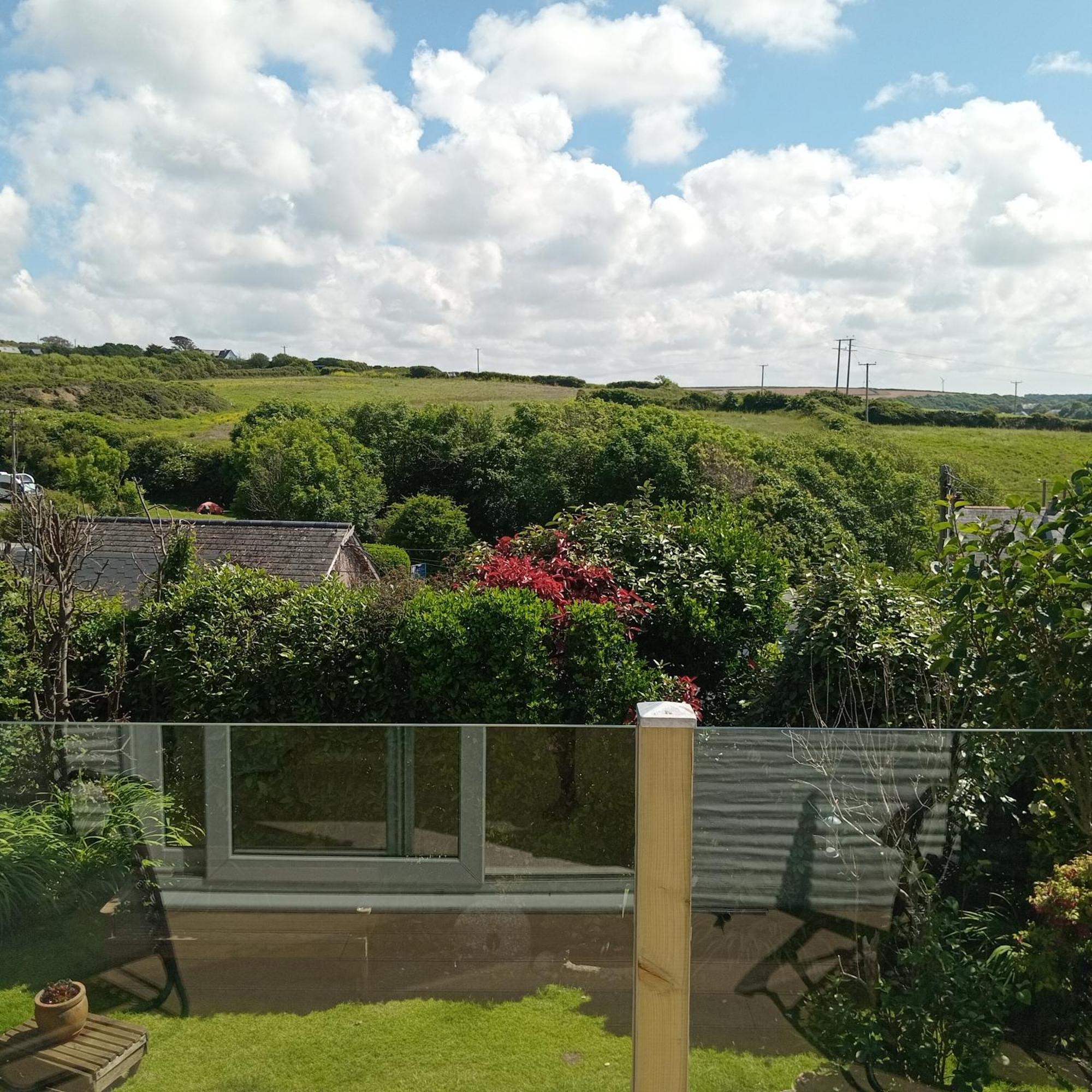 Curlews Cottage - House With 3 Bedrooms And Garden - Walking Distance To The Beach Perranporth Esterno foto